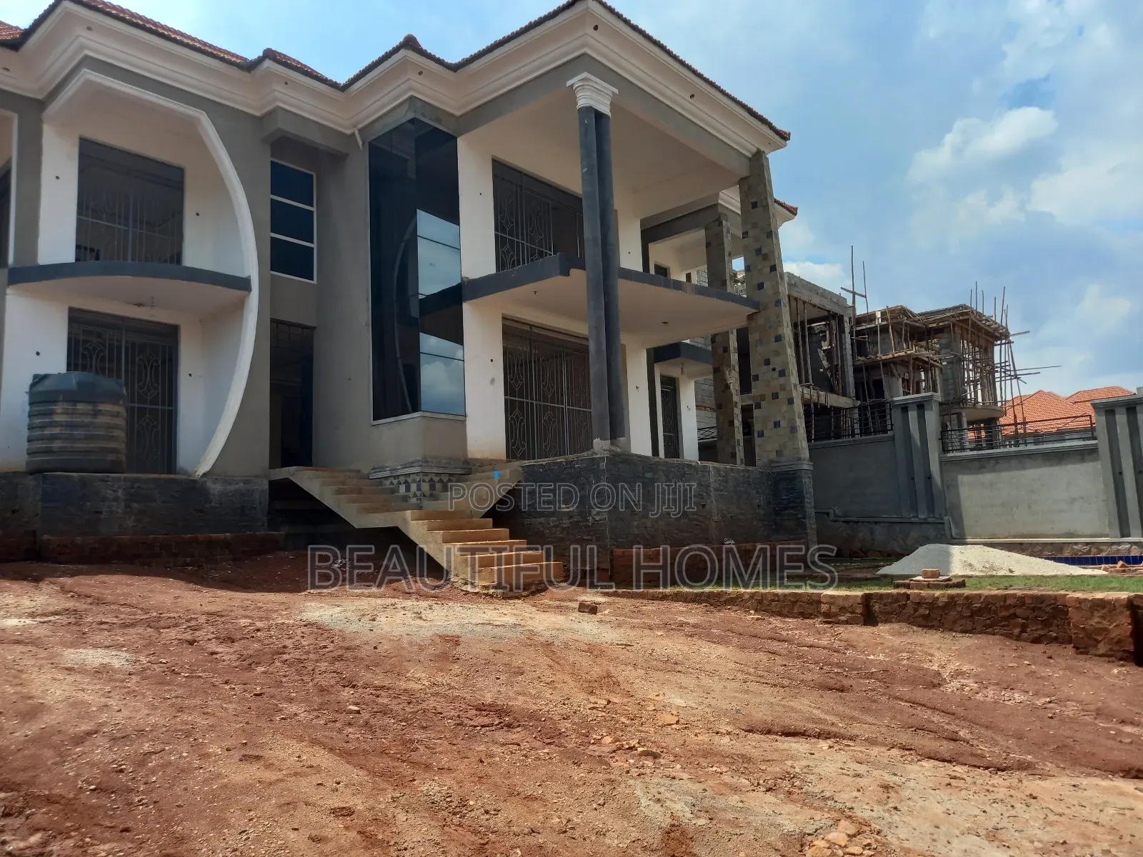 Furnished 7bdrm Duplex in Ntinda, Nakawa for sale