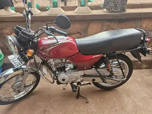Bajaj Boxer 2024 Red