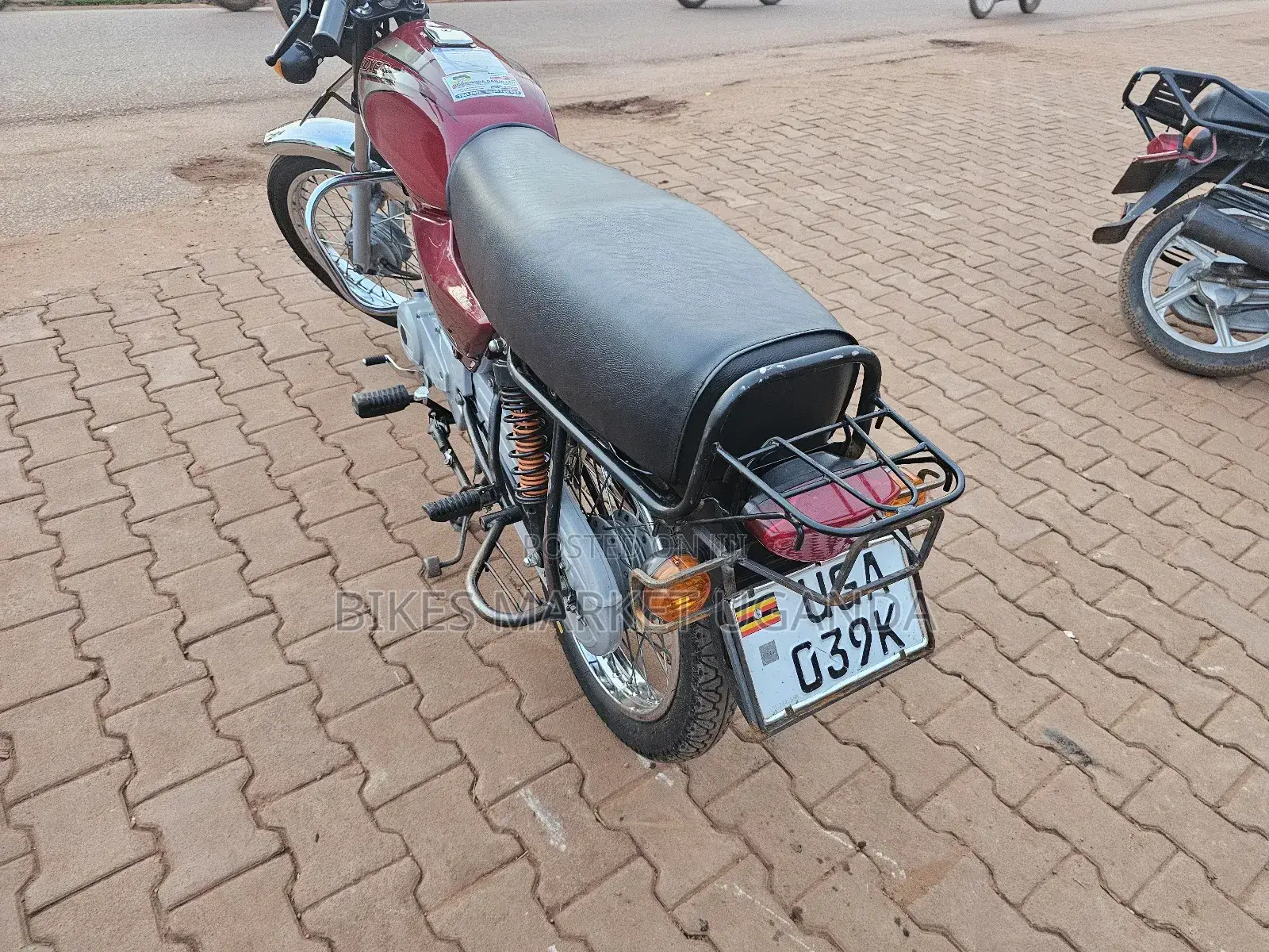 Bajaj Boxer 2024 Red