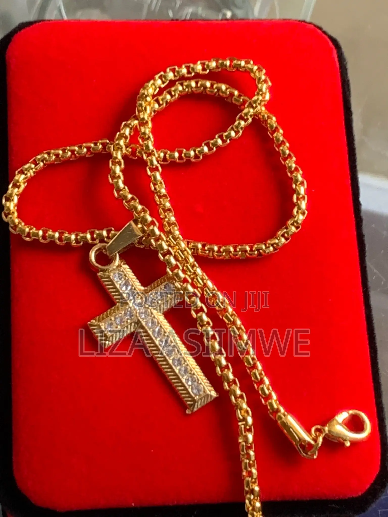 Men’S Gold Cross Necklaces