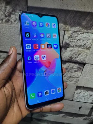 Tecno Spark 8C 64 GB White