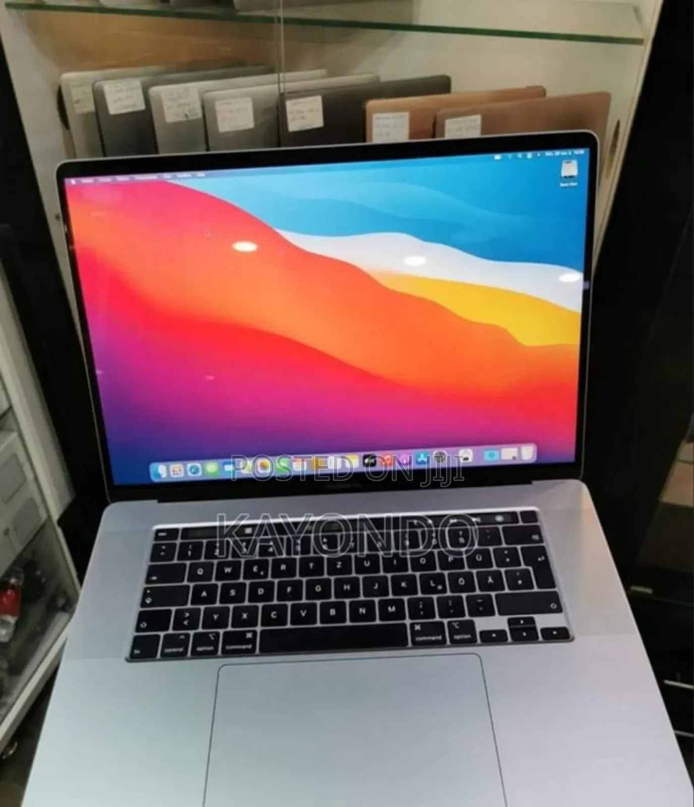 Laptop Apple MacBook 2019 64GB Intel Core I9 SSD 2T