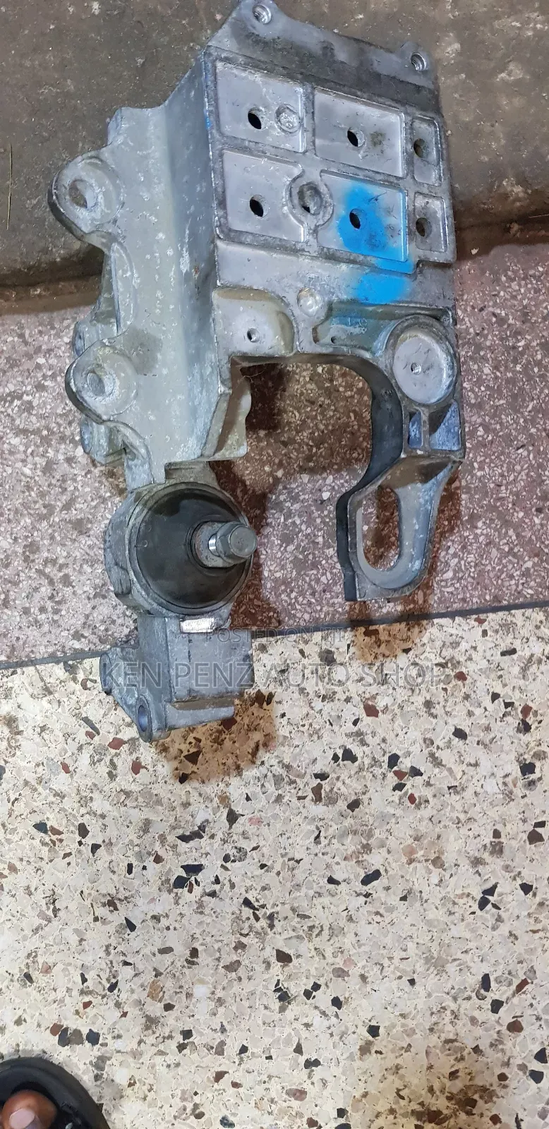 Gear Box Mounting for Nissan Xtrail 2013 - 2016