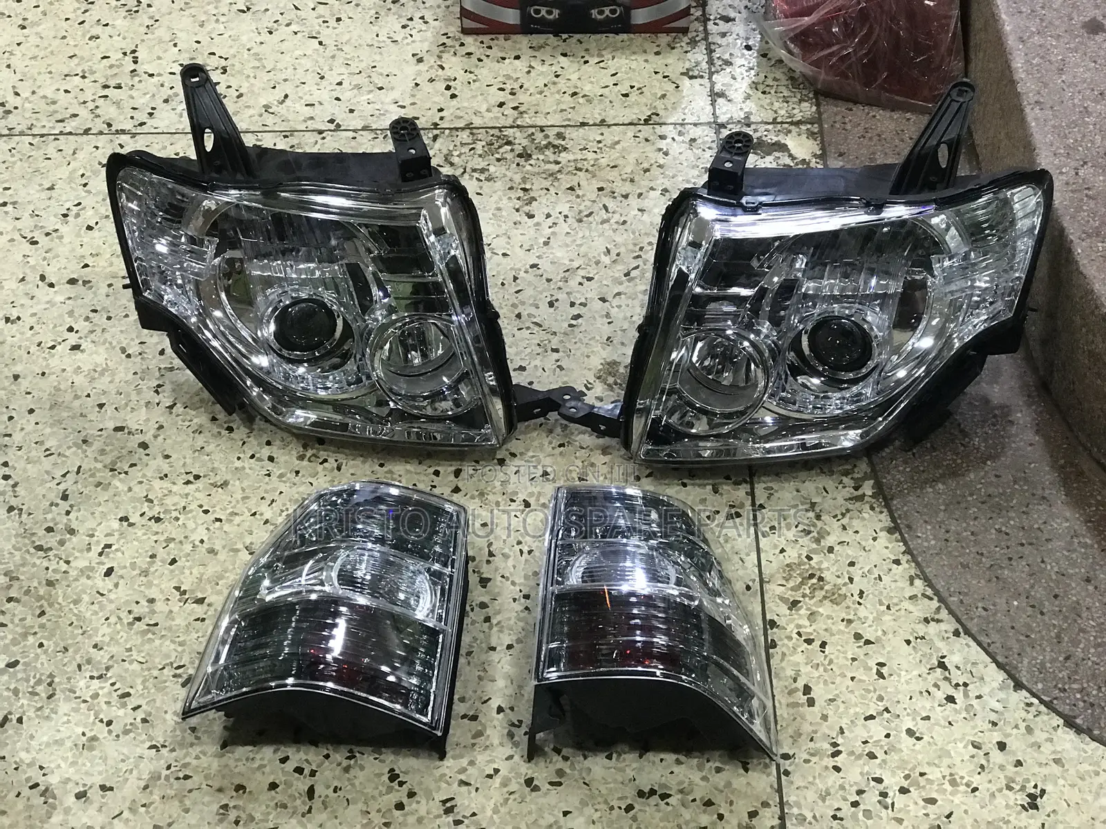 Headlamps and Behind Lights Pajero New Model/ Bitama