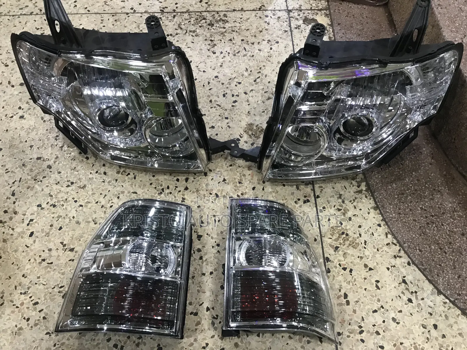 Headlamps and Behind Lights Pajero New Model/ Bitama