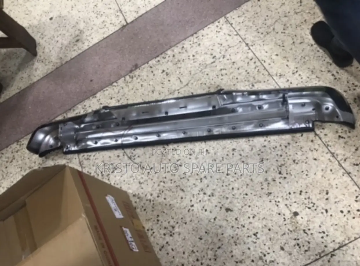 Rare Or Behind Bumper Vigo 2006-2012