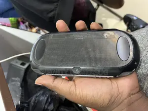 Uk Used Ps Vita Chipped