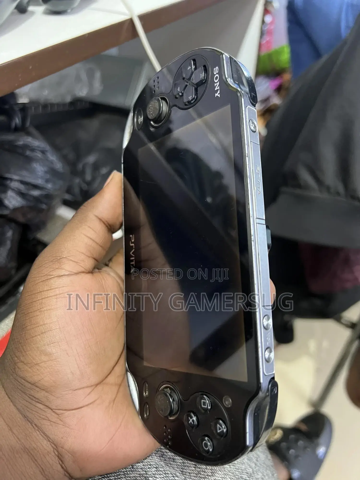 Uk Used Ps Vita Chipped