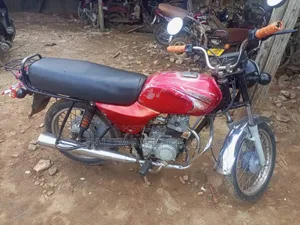 Bajaj Boxer 2014 Red