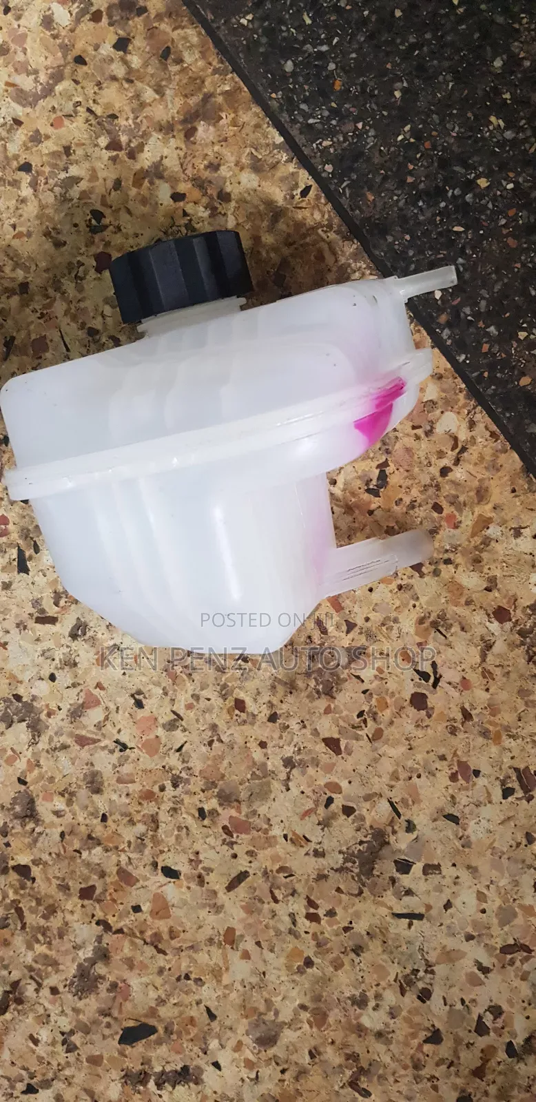 Coolant Reservoir for Nissan Dualis