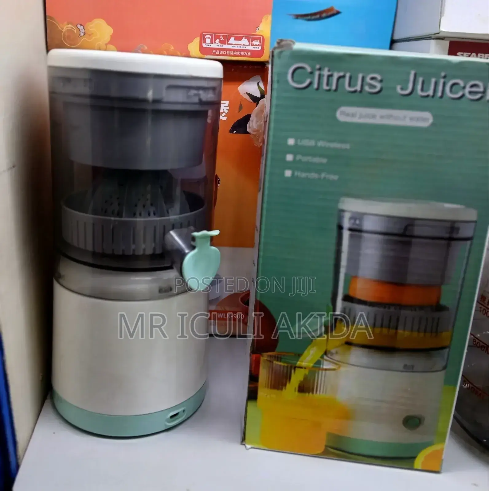 Portable Automatic Electric Citrus Fruits Juicer Machine