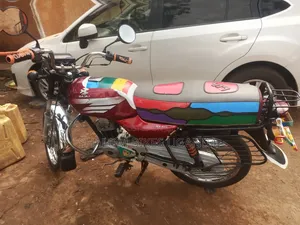 Bajaj Boxer 2013 Red