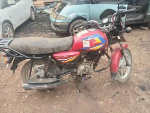 Bajaj CT 110X 2023 Red