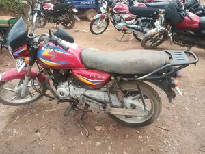 Bajaj CT 110X 2023 Red