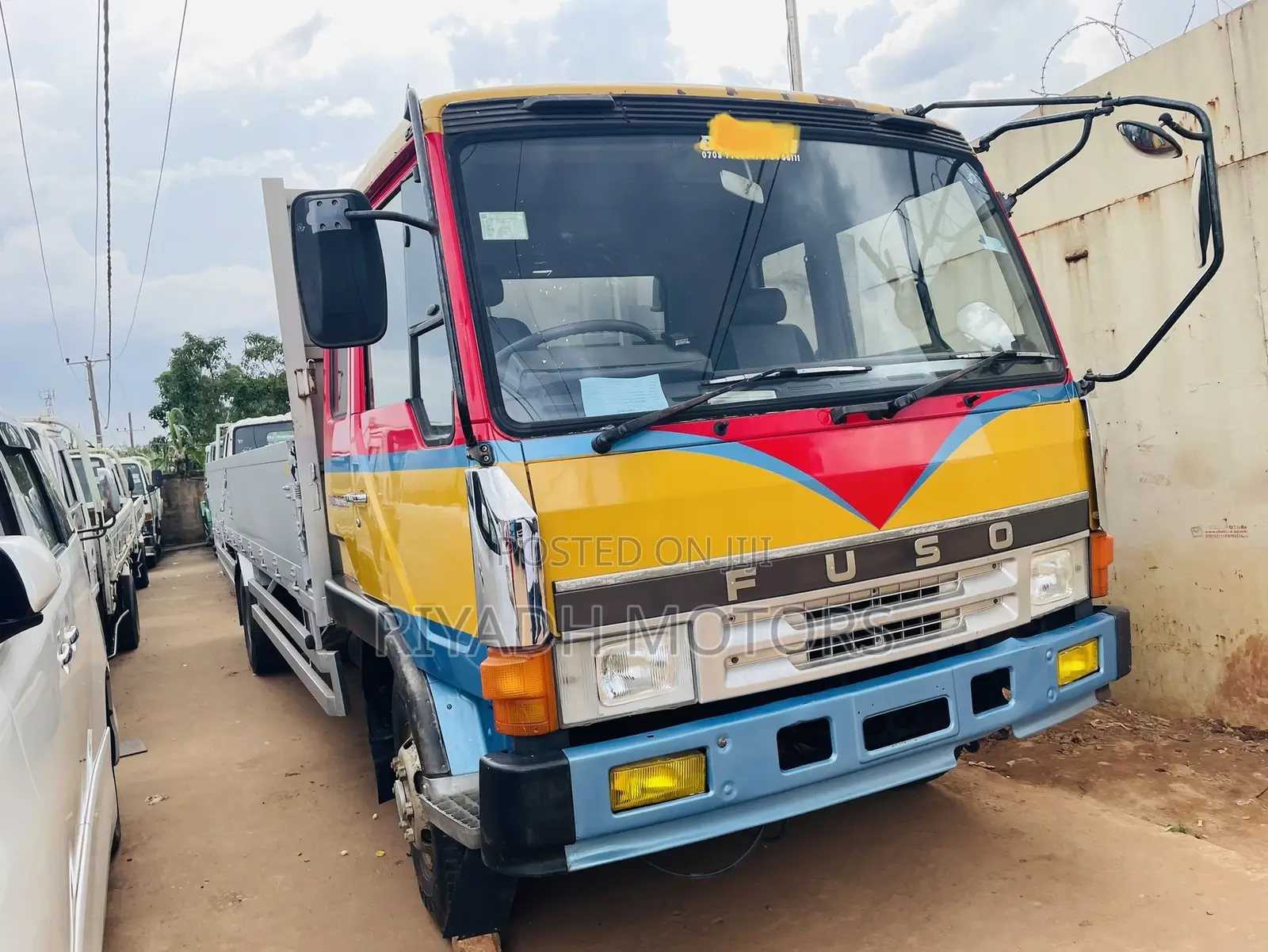 Fuso Truck 21ft