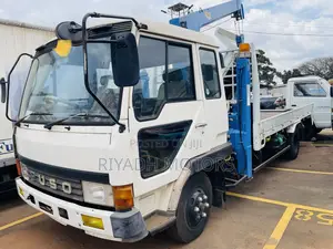 Fuso Truck With Crane