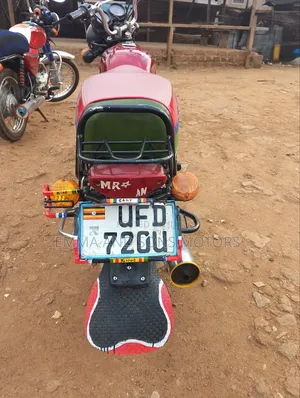 Bajaj Boxer 2021 Red