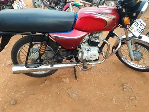 Bajaj Boxer 2021 Red