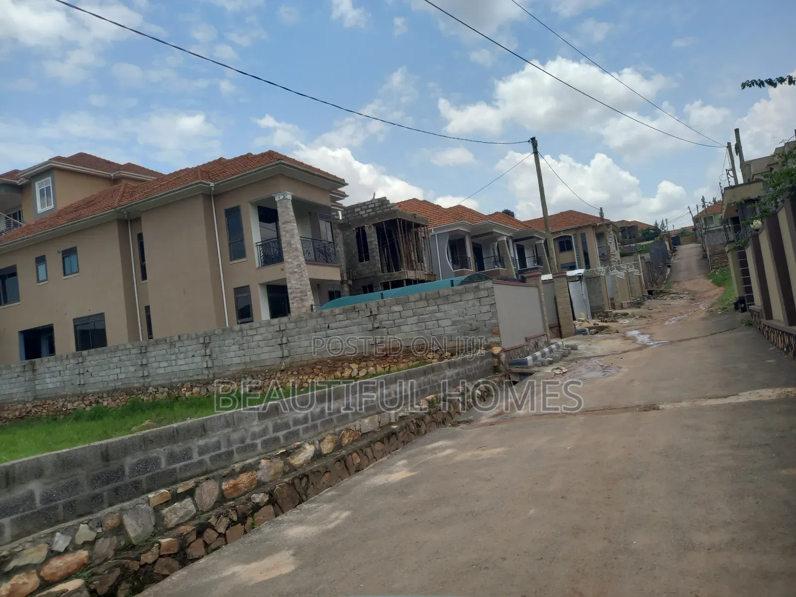 Furnished 4bdrm House in Kira Corporate for sale