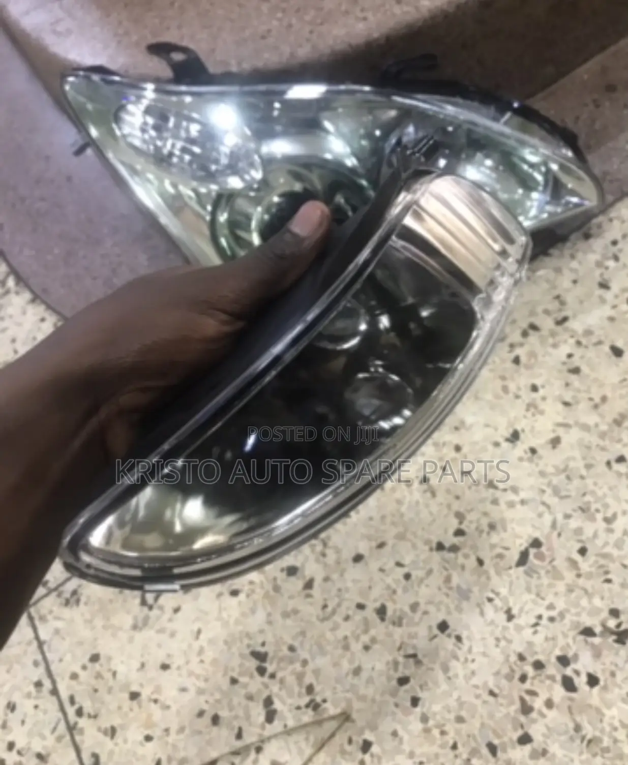 Spot Lights for Harrier Kawundo