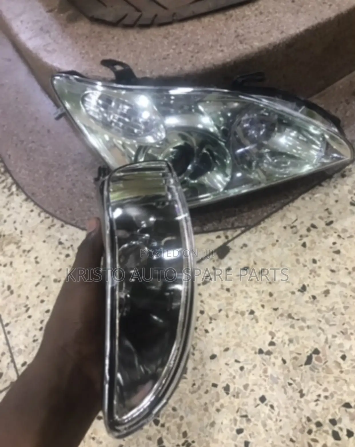 Spot Lights for Harrier Kawundo
