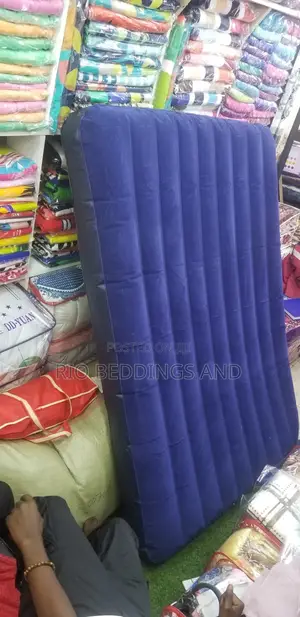 Intex Air Mattress and Pump 5x6 and 6x6