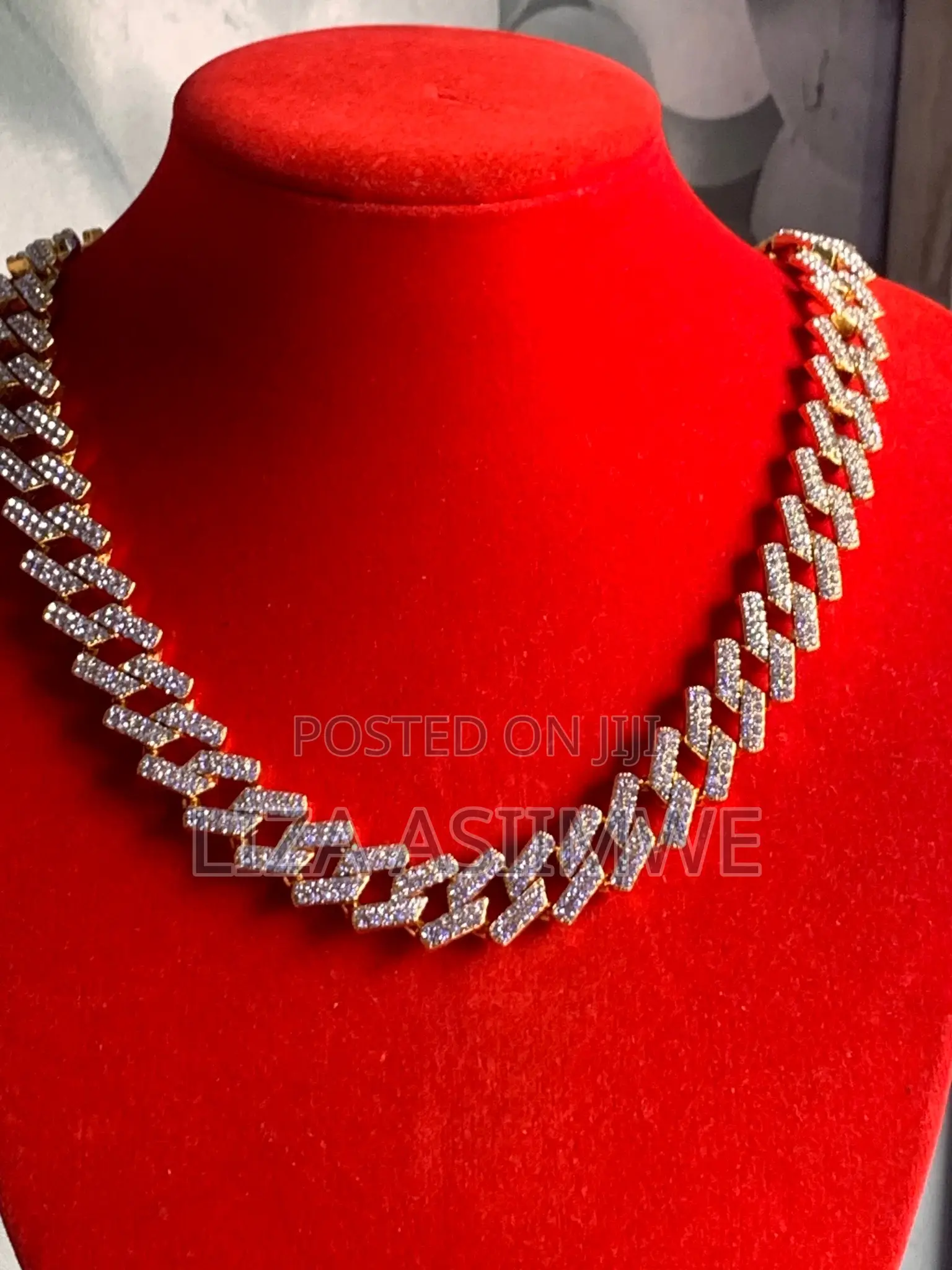 Fashion Gold Iced Out Cuban Chain