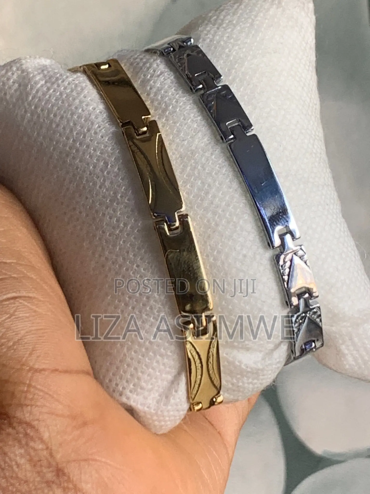 Unique and Beautiful Bracelets for Ladies