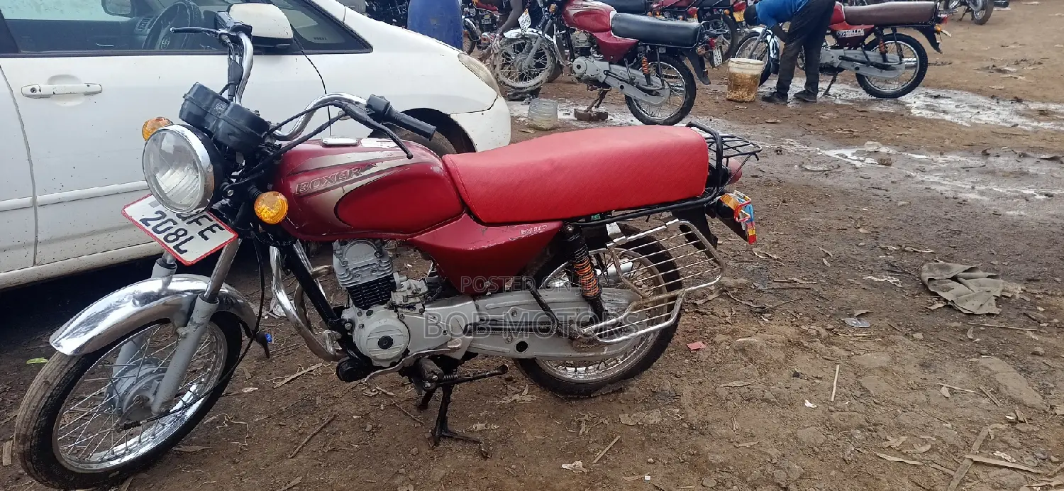 Bajaj Boxer 2021 Red