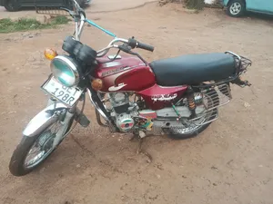 Bajaj Boxer 2019 Red