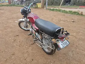 Bajaj Boxer 2018 Red