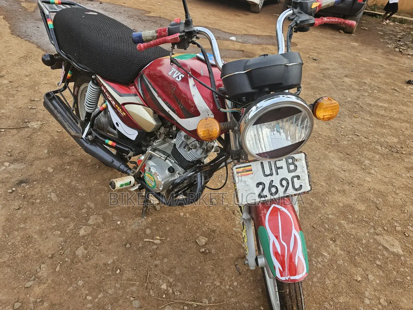 TVS HLX 125 2019 Red