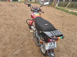 TVS HLX 125 2019 Red
