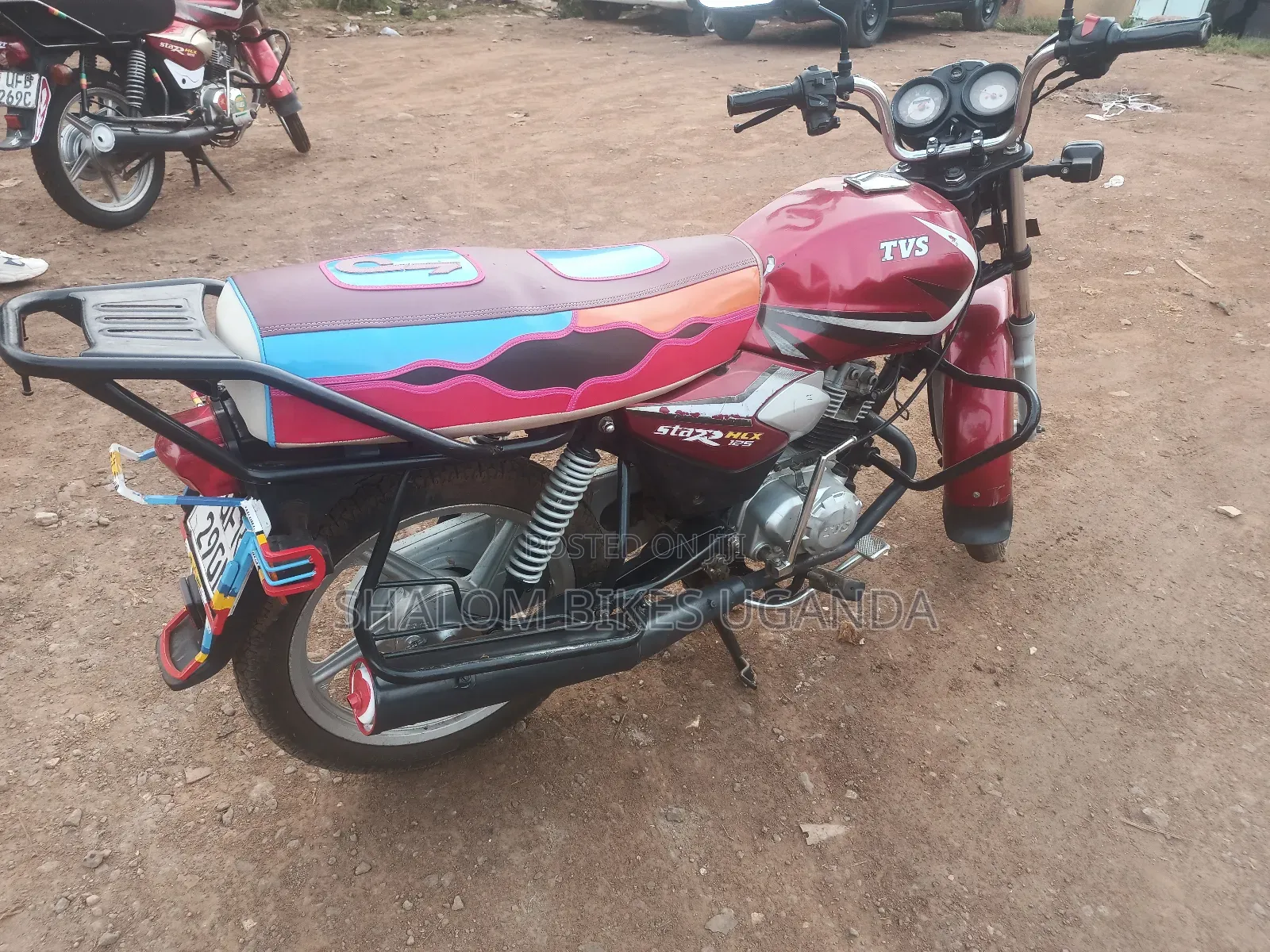 TVS HLX 125 2023 Red