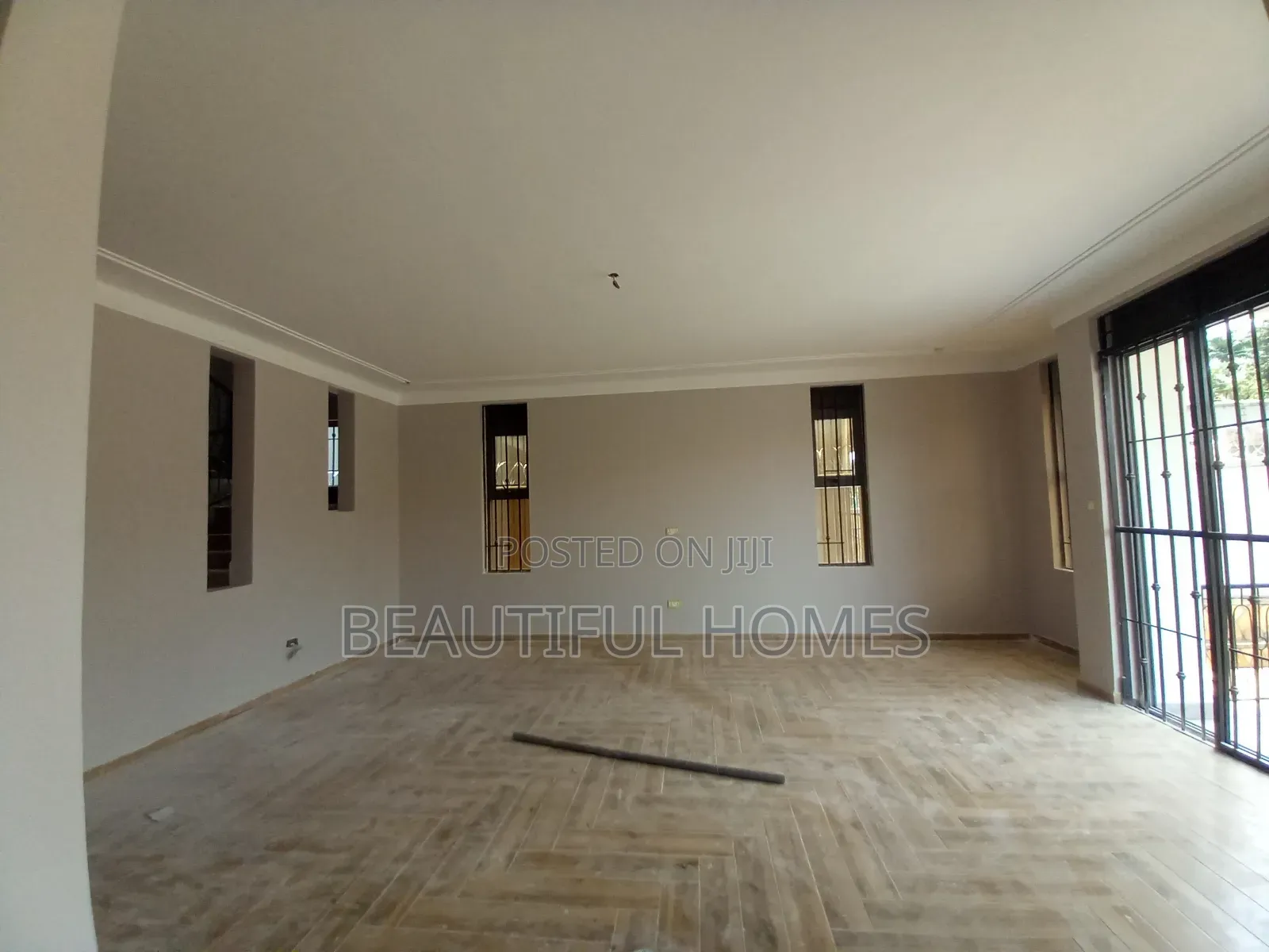 Furnished 4bdrm Maisonette in Kira Gated Estate for sale