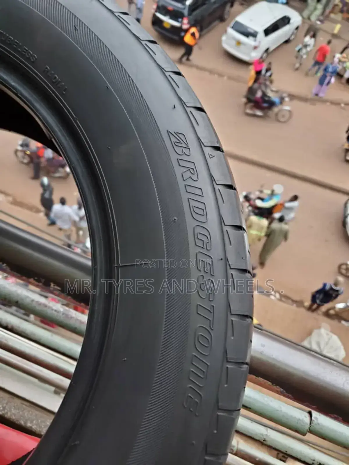 215/60 R16 Bridgestone Japan