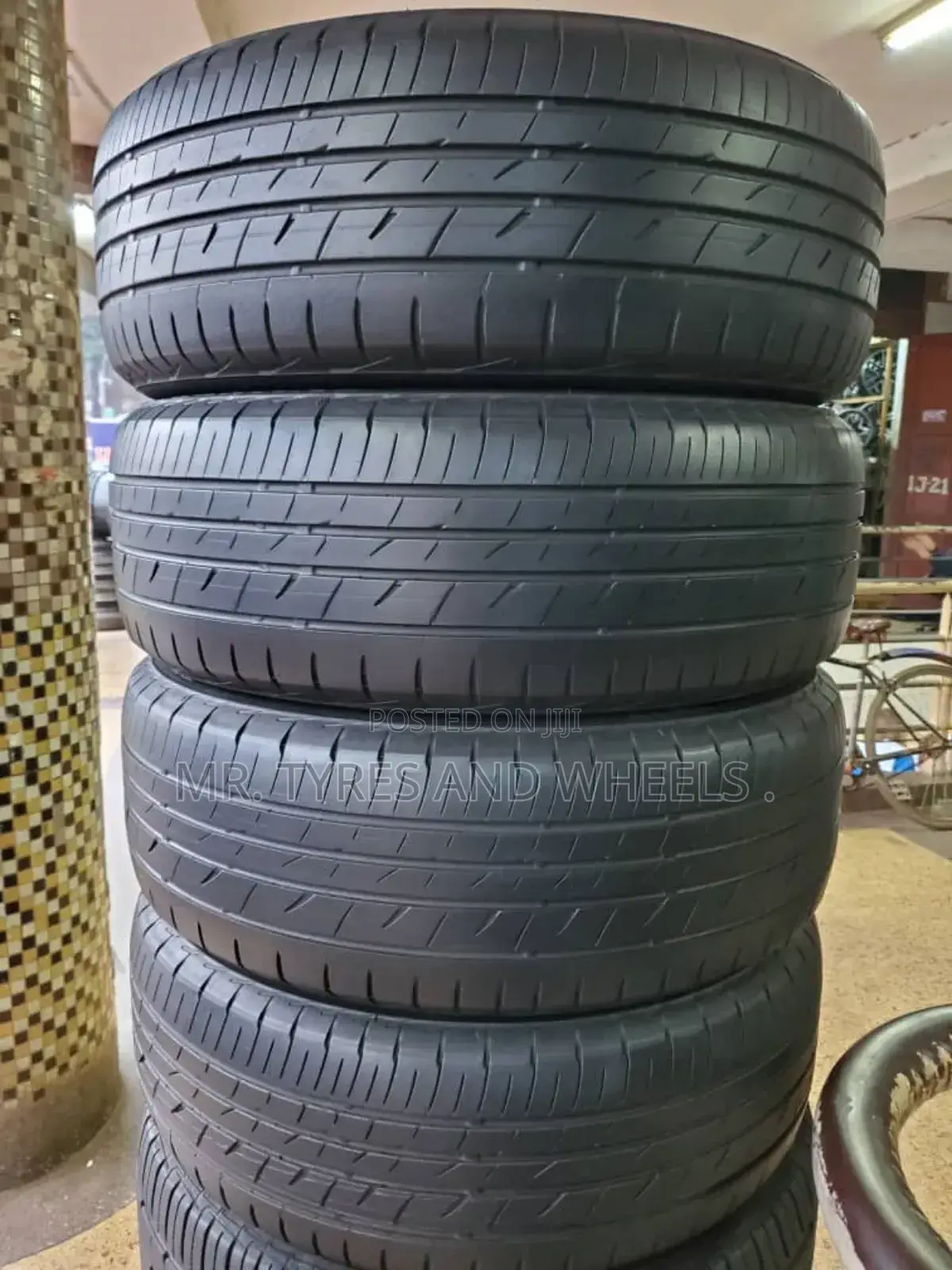 215/60 R16 Bridgestone Japan