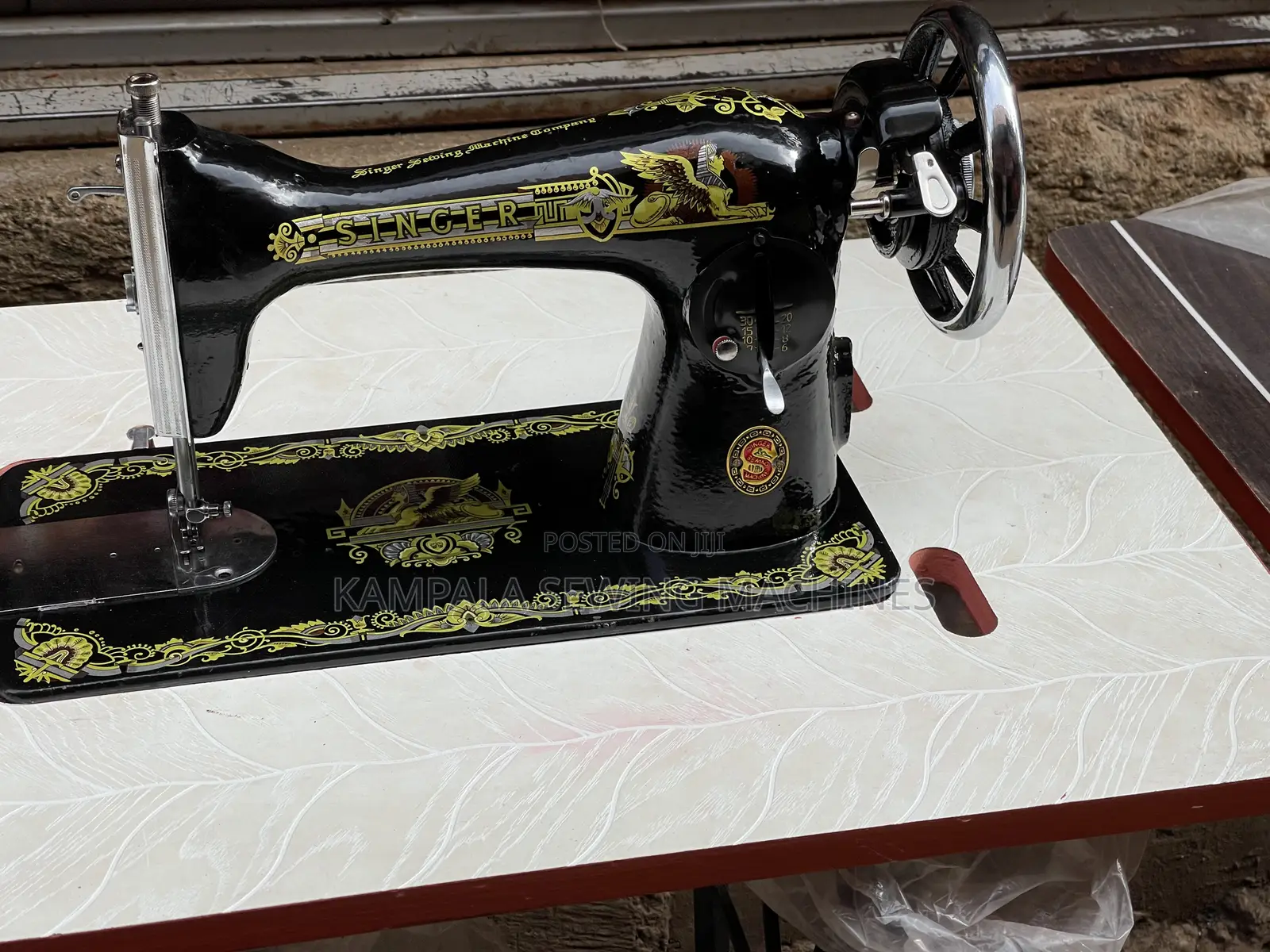 New Singer Sewing Machines With 3years Warranty Complete