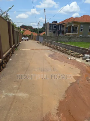 Furnished 4bdrm House in Kira All Tarmack, Central Division for sale