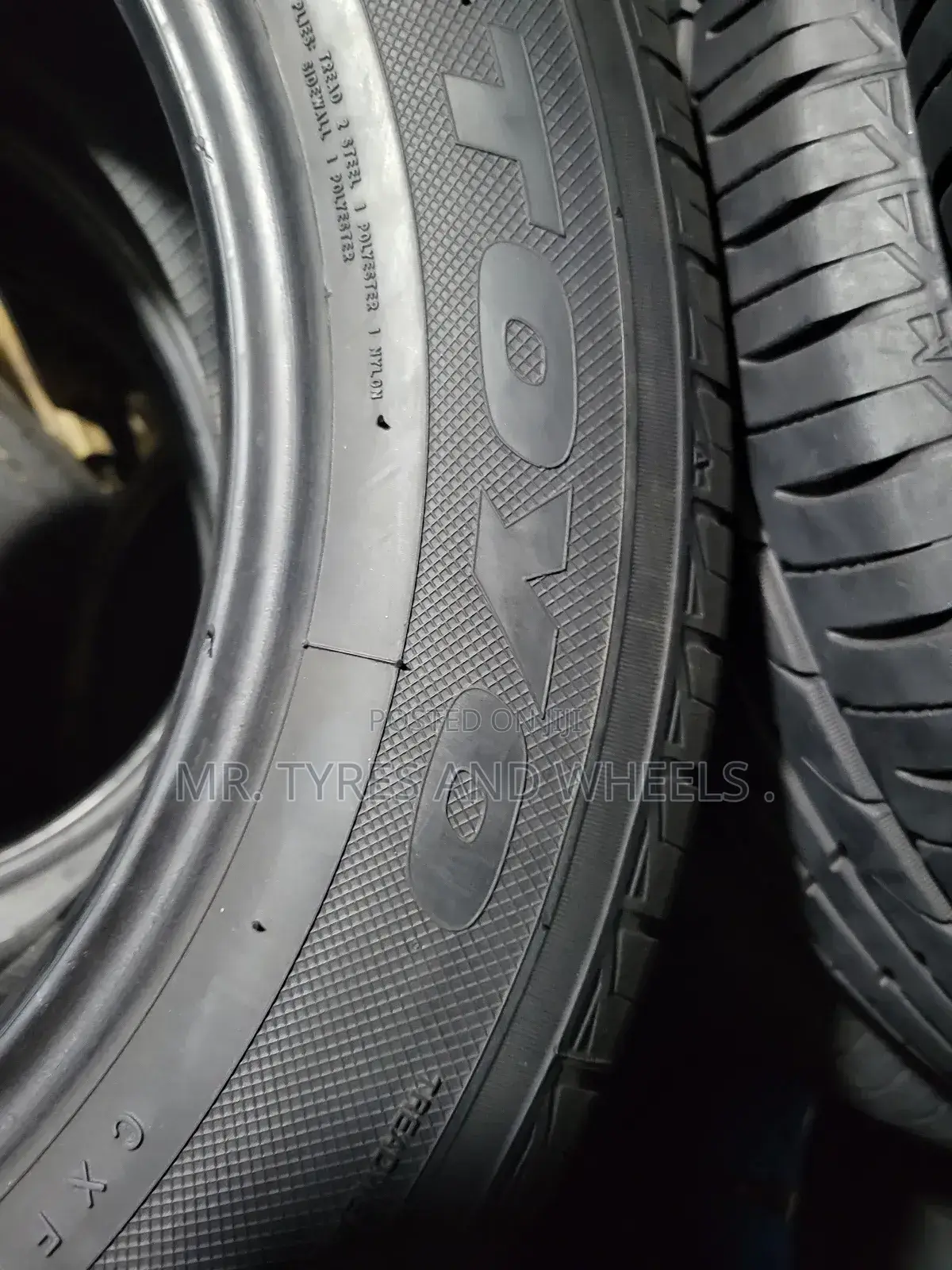 Japan Used Tires 215 60 R16 Toyo Allmost New