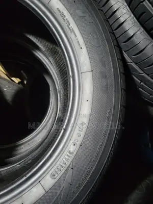 Japan Used Tires 215 60 R16 Toyo Allmost New