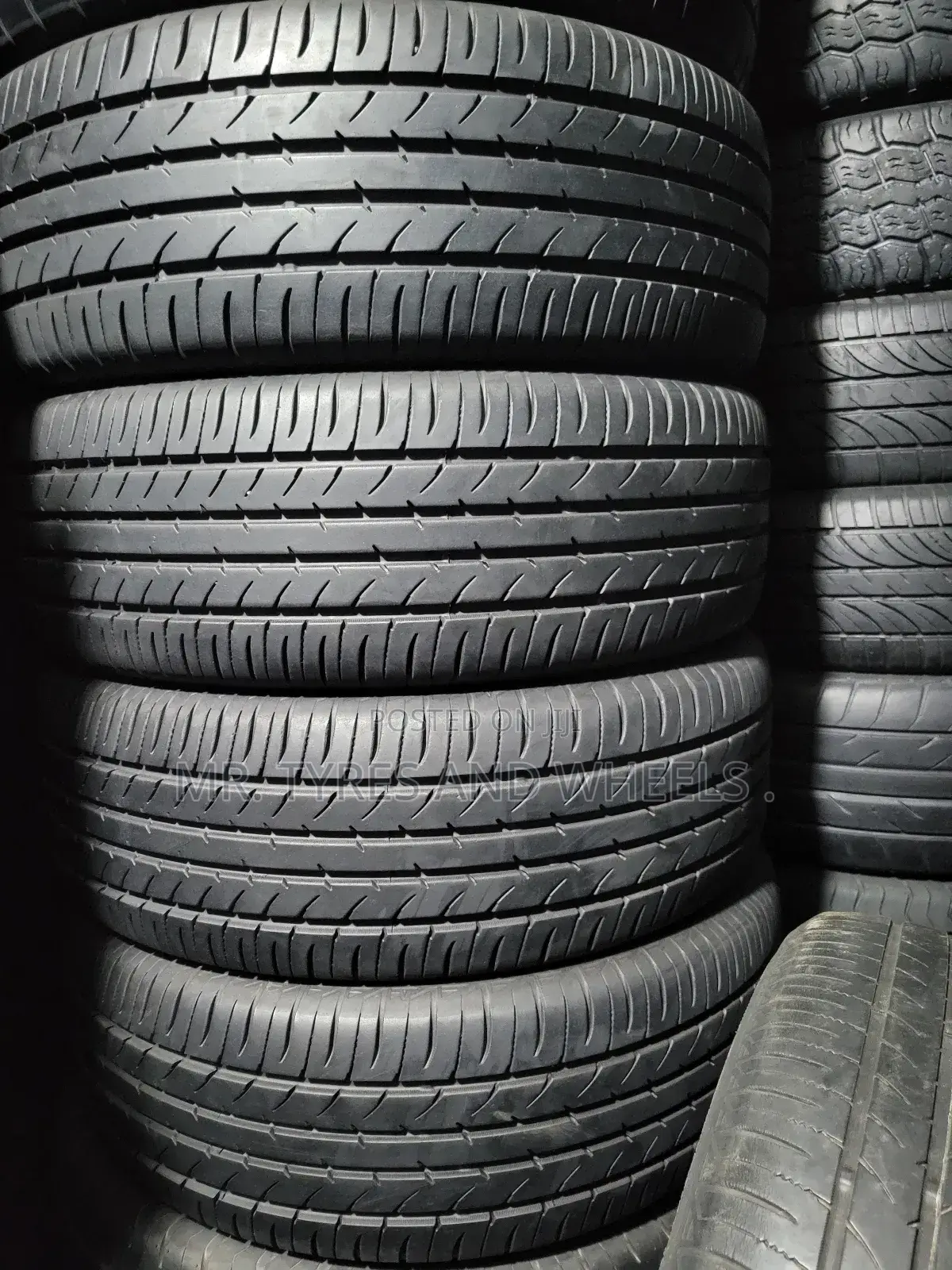 Japan Used Tires 215 60 R16 Toyo Allmost New