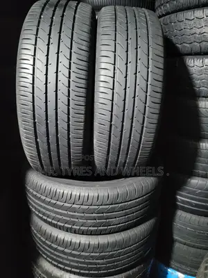 Japan Used Tires 215 60 R16 Toyo Allmost New