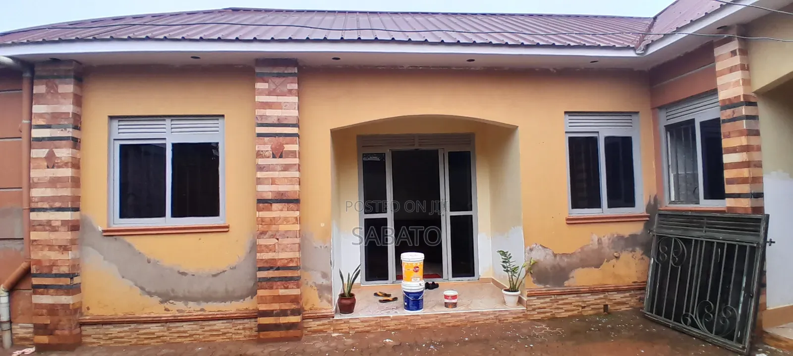 Youth Generation Painters Ug,Sabatoshamiri99@Gmail.Com