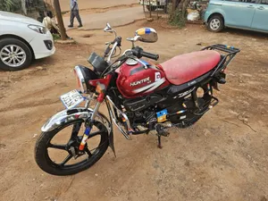 Hero Hunter 125 2022 Red