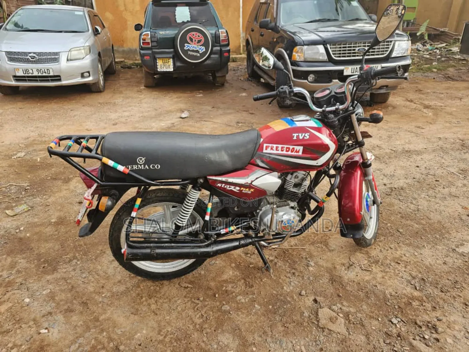 TVS HLX 125 2022 Red