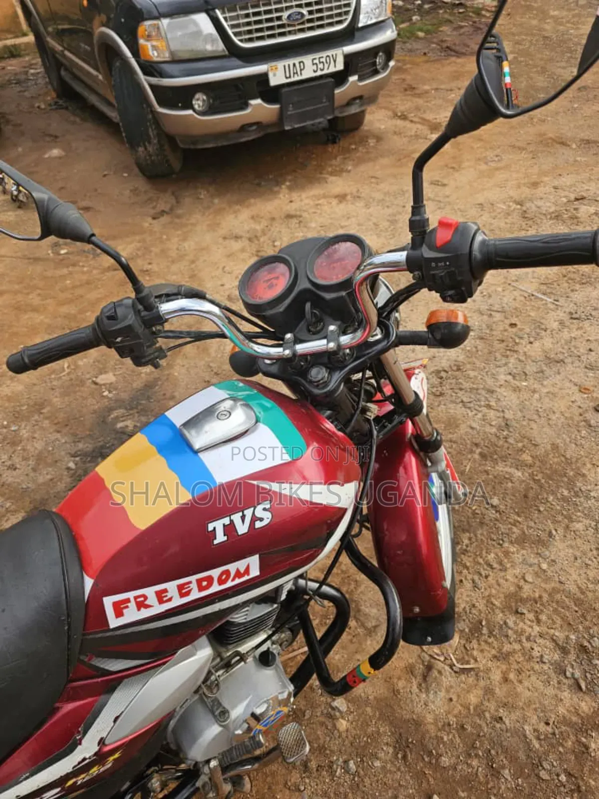 TVS HLX 125 2022 Red