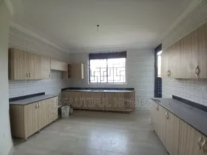 Furnished 4bdrm Duplex in Kira Modern Tarmack for sale