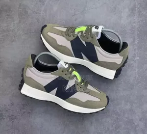 New Balance Men's 327 Outer Space Green Sneakers