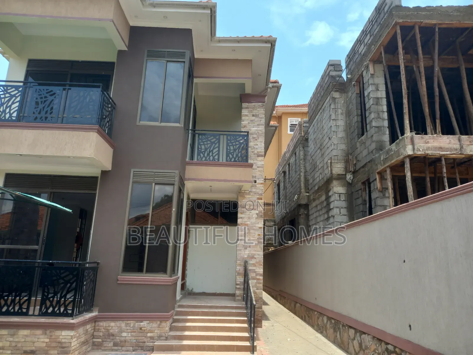 Furnished 4bdrm House in Kira Gated Estate for sale